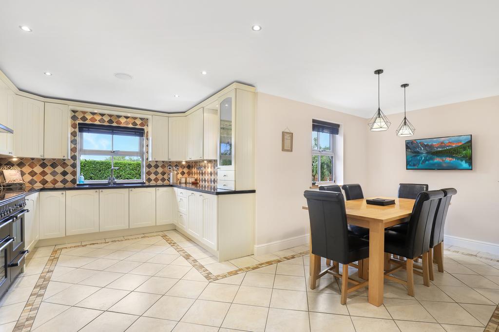 Open Plan Kitchen/Breakfast Room