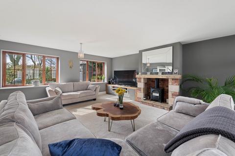Chapel House, 4a Chapel Lane, Barrowby, Grantham, NG32 1BS