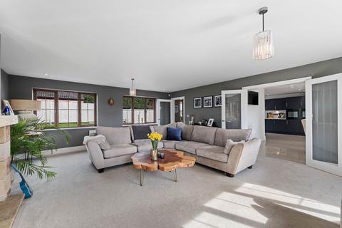 Chapel House, 4a Chapel Lane, Barrowby, Grantham, NG32 1BS