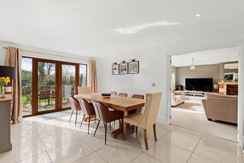 Chapel House, 4a Chapel Lane, Barrowby, Grantham, NG32 1BS