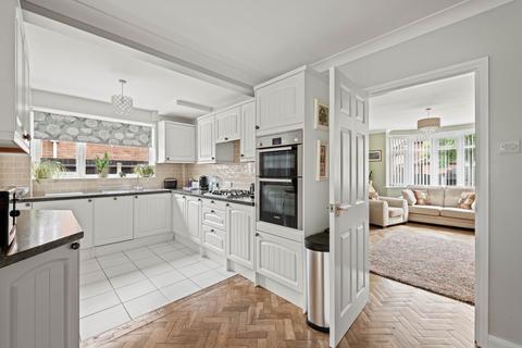 3 bedroom detached house for sale, Hunt Lea Avenue, Grantham NG31