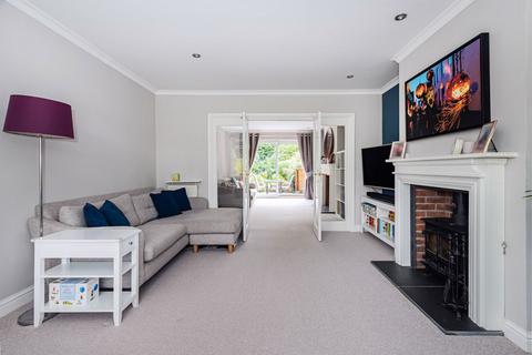 13 Eppleworth Road, Cottingham, HU16 5YE