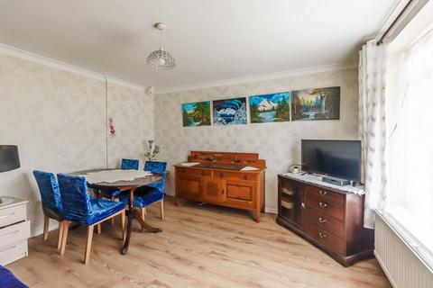 3 bedroom terraced house for sale, Campkin Road, Cambridge, CB4