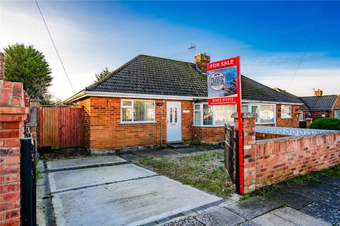 2 bedroom semi-detached house for sale, Barry Avenue, Grimsby, DN34