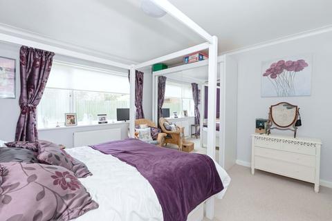12 Marine Crescent, Goring By Sea, Worthing, BN12 4JF