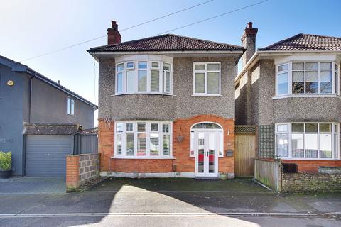 3 bedroom detached house for sale, Wheaton Road, Bournemouth BH7