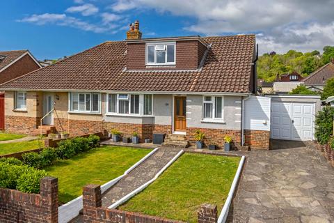 4 bedroom semi-detached house for sale, Vale Avenue, Worthing BN14