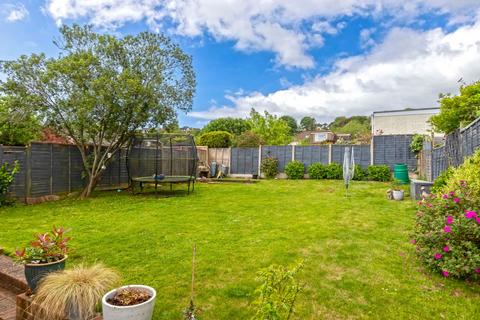 4 bedroom semi-detached house for sale, Vale Avenue, Worthing BN14