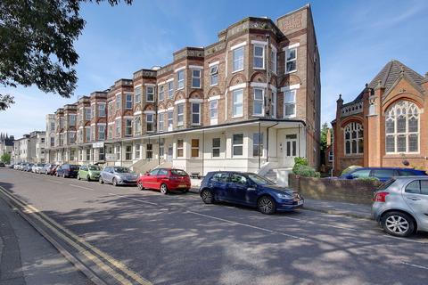 1 bedroom flat for sale, West Hill Road, Bournemouth BH2