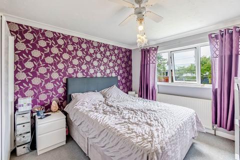 27 Kent Way, Cambridge, CB4 2QY
