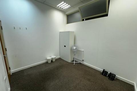 Property to rent, Kilburn High Road, Kilburn, NW6