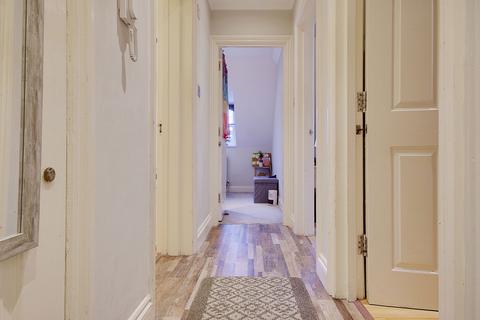 Flat 12, Quest House, 12 Charminster Road, Bournemouth, BH8 8SJ