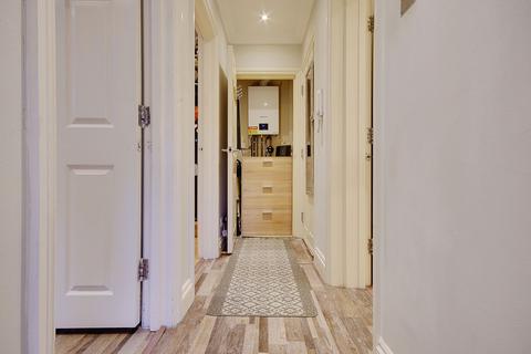 Flat 12, Quest House, 12 Charminster Road, Bournemouth, BH8 8SJ