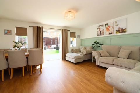 80 Cheapside West, Rayleigh, SS6 9JN