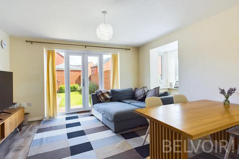 4 bedroom townhouse for sale, Birchfield Way, Telford TF3