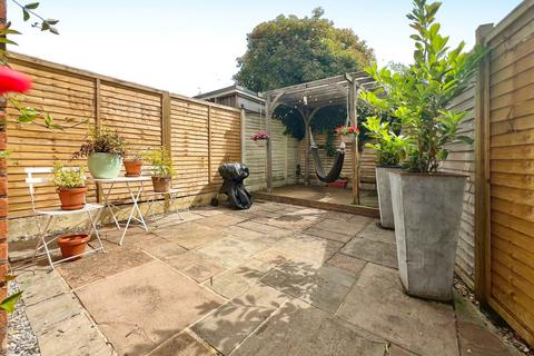27 Avondale Road, Bath, BA1 3EG
