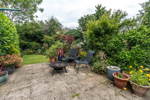 3 Cotswold Close, Ashford, TN24 8HT