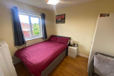 12 Vorlich Drive, Chadderton, Oldham, OL9 0NY