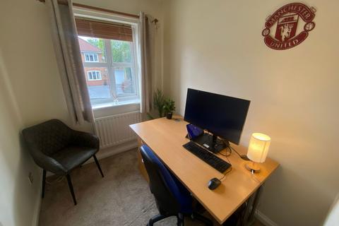 12 Vorlich Drive, Chadderton, Oldham, OL9 0NY