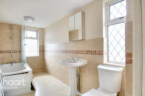 3 bedroom semi-detached house for sale, Warwick Crescent, Clacton-On-Sea