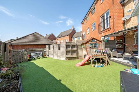 4 bedroom terraced house for sale, Redhouse,  Swindon,  Wiltshire,  SN25