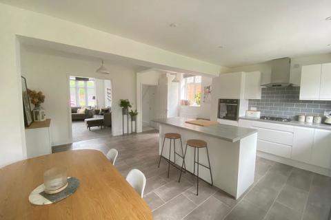 24 Howard Road, Glen Parva, Leicester, LE2 9JG