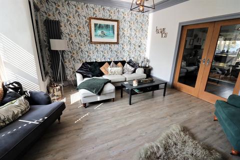 18 Manchester Road, Barnoldswick, BB18 5PR