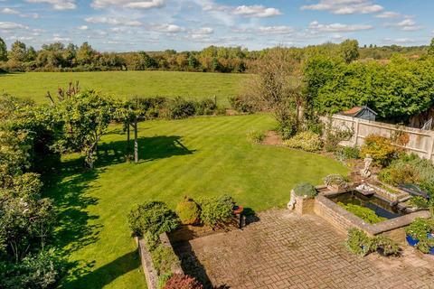 Appletree Cottage Faygate Lane, Faygate, Horsham, RH12 4SH