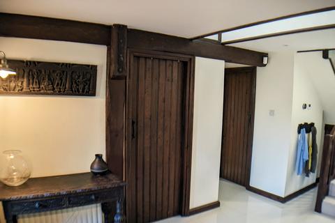 Appletree Cottage Faygate Lane, Faygate, Horsham, RH12 4SH