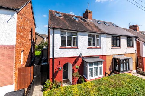 8 Douglas Road, Tonbridge, TN9 2ST