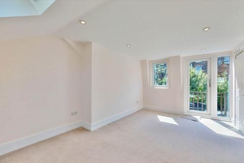4 bedroom house to rent, Holmesdale Road, London N6