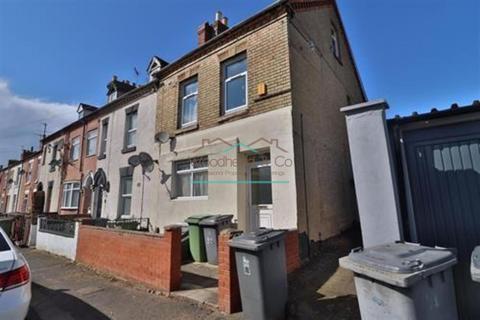 5 bedroom end of terrace house for sale, Winstanley Road, Wellingborough, Northamptonshire