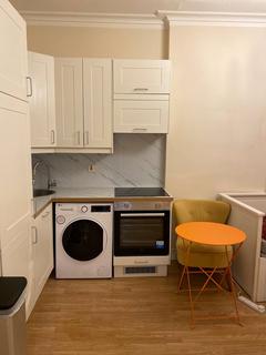 1 bedroom apartment to rent, Craven Terrace, London, W2