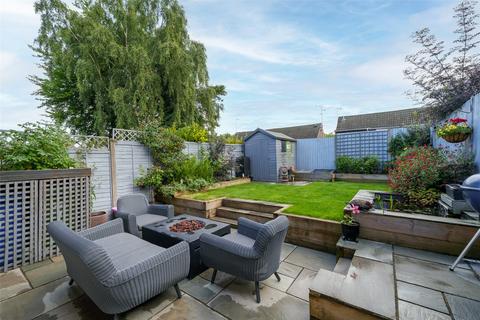7 Allendale Close, Sandhurst, GU47 8NJ