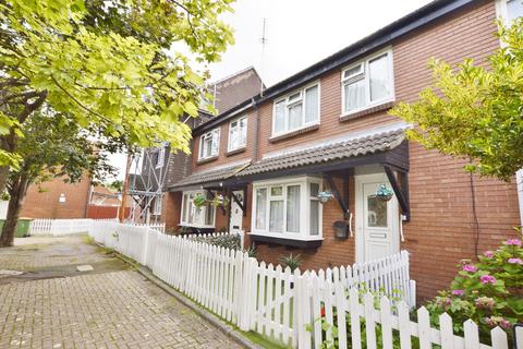 3 bedroom house for sale, Gautrey Square, Beckton