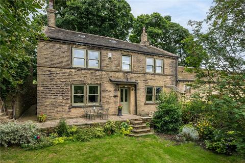 4 bedroom semi-detached house for sale, Allerton Upper Green, Allerton, Bradford, West Yorkshire, BD15