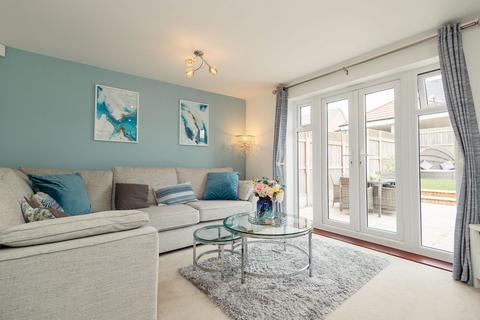 13 Plumtree Drive, Harlow, CM17 0FN