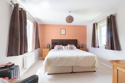 2 Tremblant Close, Prestbury, Cheltenham, GL52 5FL