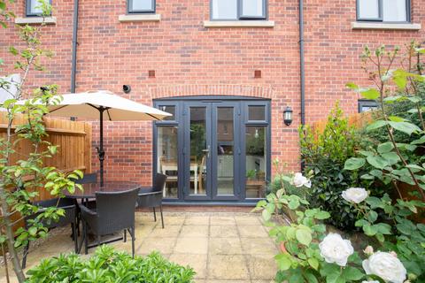 11 Furrow Close, Cheltenham, GL52 3NB