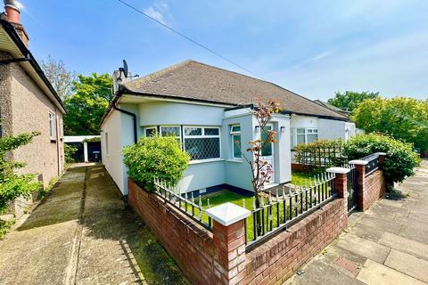 2 bedroom semi-detached bungalow for sale, Kinloch Drive, London NW9