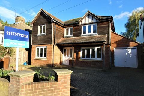 4 bedroom detached house for sale, Wrotham Road, Gravesend, DA11