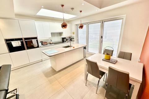 135 Rushgrove Avenue, London, NW9 6RG