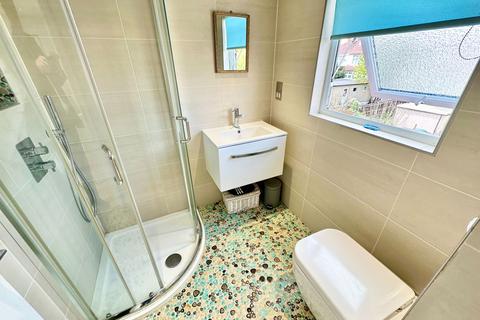 135 Rushgrove Avenue, London, NW9 6RG