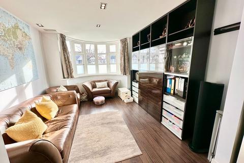 65 Rushgrove Avenue, London, NW9 6RG