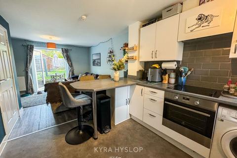 54 Buzzard Way, Cranbrook, Exeter, EX5 7GX