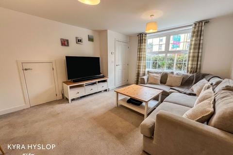 12 Celtic Close, Exeter, EX1 3DX