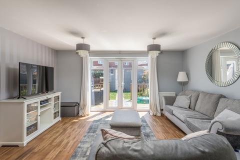 4 Barnstaple Walk, Biggleswade, SG18 0FQ