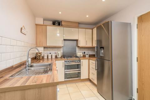 16 Phoenix Drive, Letchworth Garden City, SG6 1FY