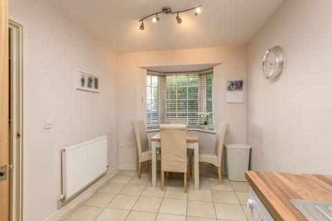 16 Phoenix Drive, Letchworth Garden City, SG6 1FY