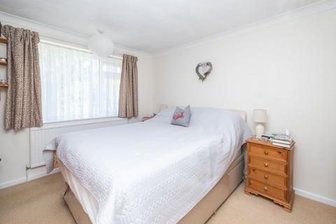 8 Fox Way, Barham, Canterbury, CT4 6QJ